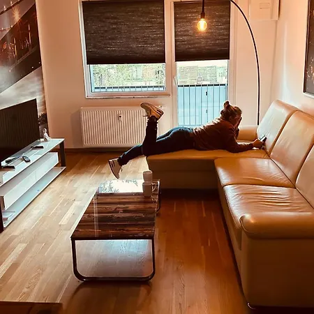 Mit Balkon Kurz Vor Magdeburg *