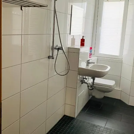 Mit Balkon Kurz Vor Magdeburg 公寓